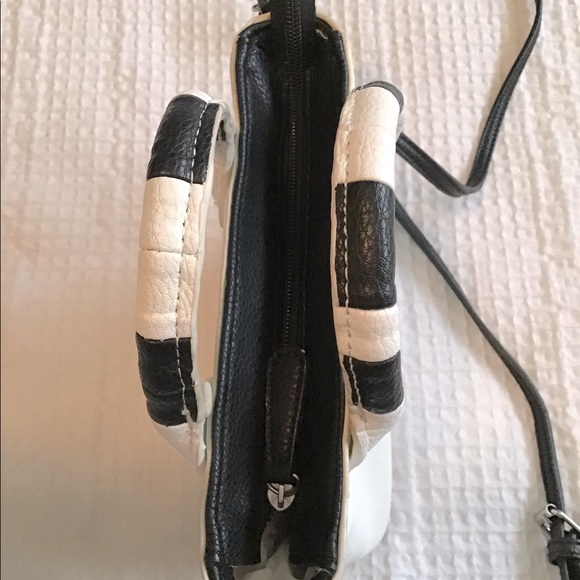 Liz Claiborne Purse - Picture 3 of 8